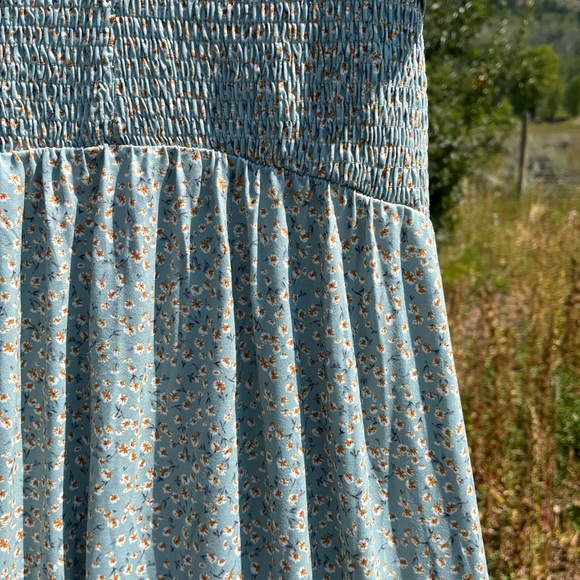 Coolmee Floral Maternity Dress - Picture 2 of 5